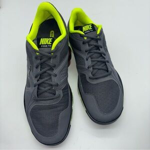 Nike Mens Free TR Athletic Shoes Charcoal/Neon Green